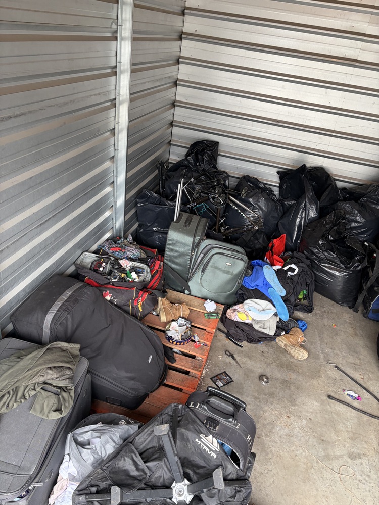 3307-StorageMart 52nd and Peigan Trail  auction IB-1429 60