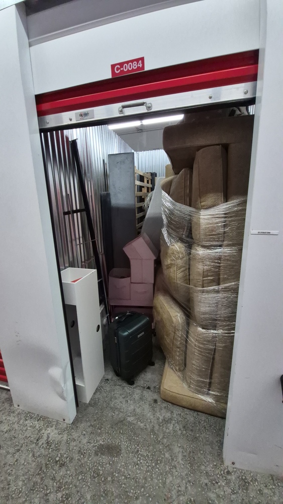 XYZ Storage - Laird  auction IB-2460 50