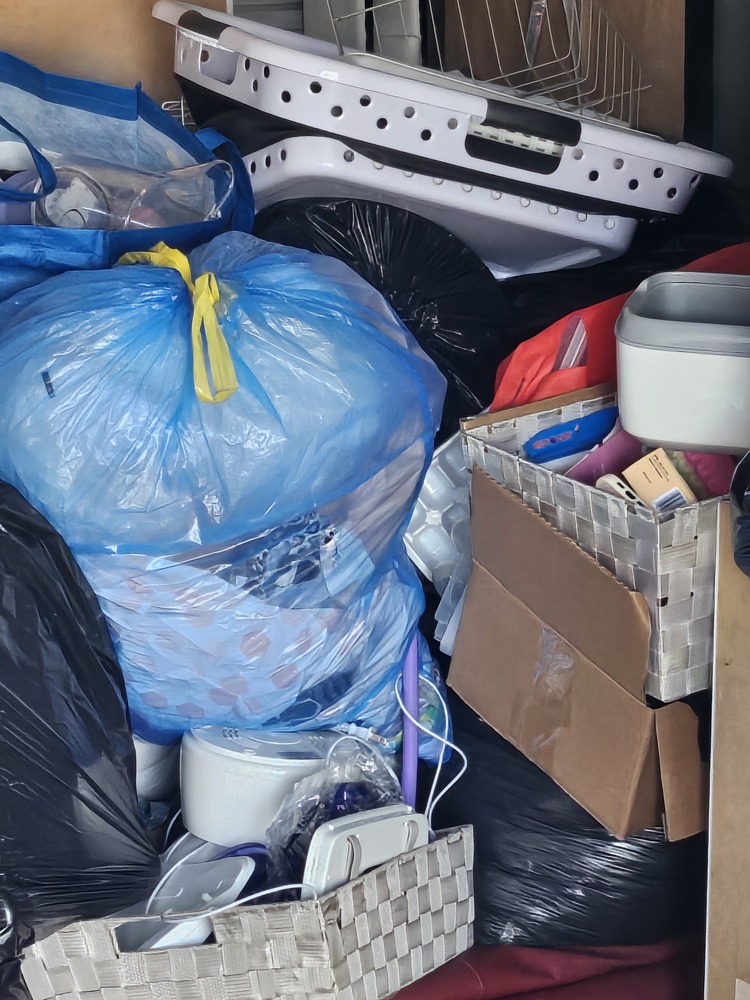 3035 - StorageMart Belleville  auction IB-7255 10