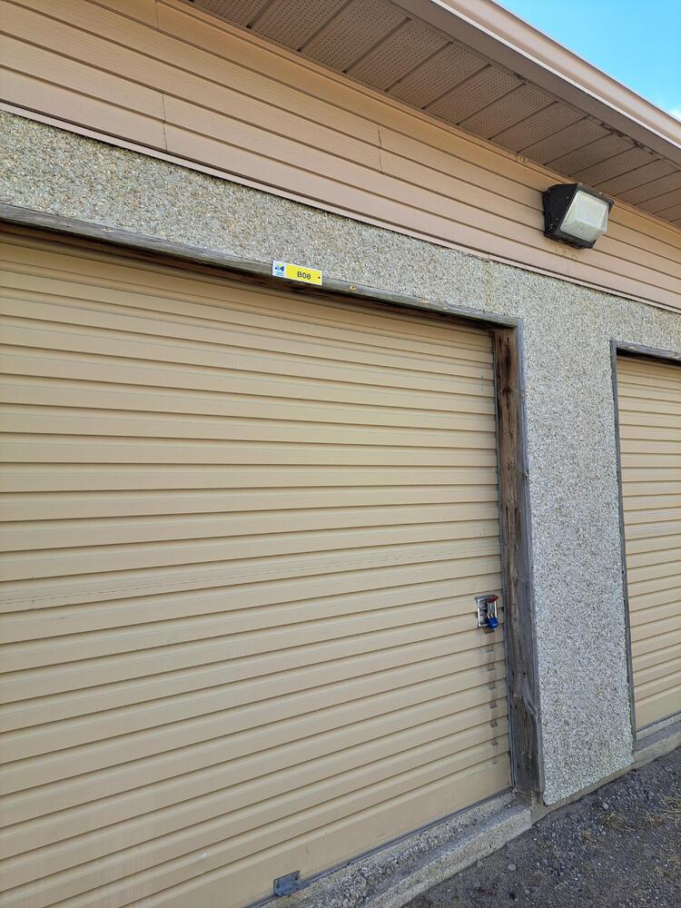 Montreal Mini-Storage - Camrick  auction IB-1470