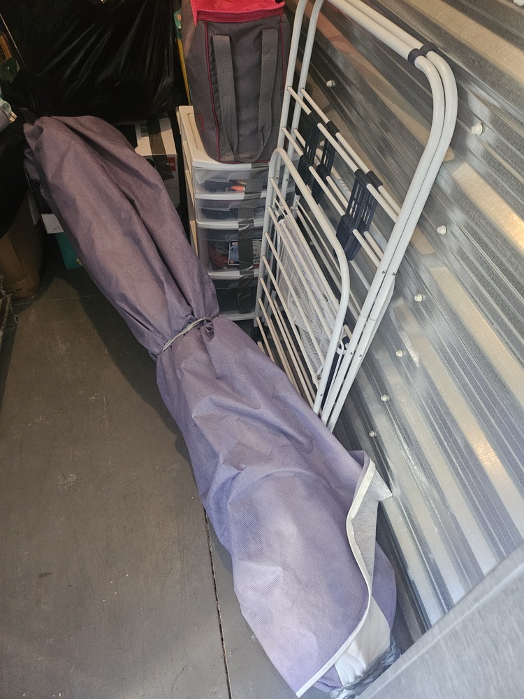 3035 - StorageMart Belleville  auction IB-3062 90