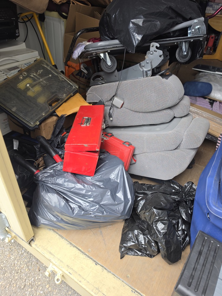 The Storage Store  auction IB-8181 40