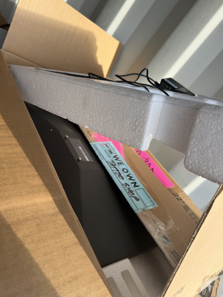 SURREY SELF STORAGE  auction IB-2630 60