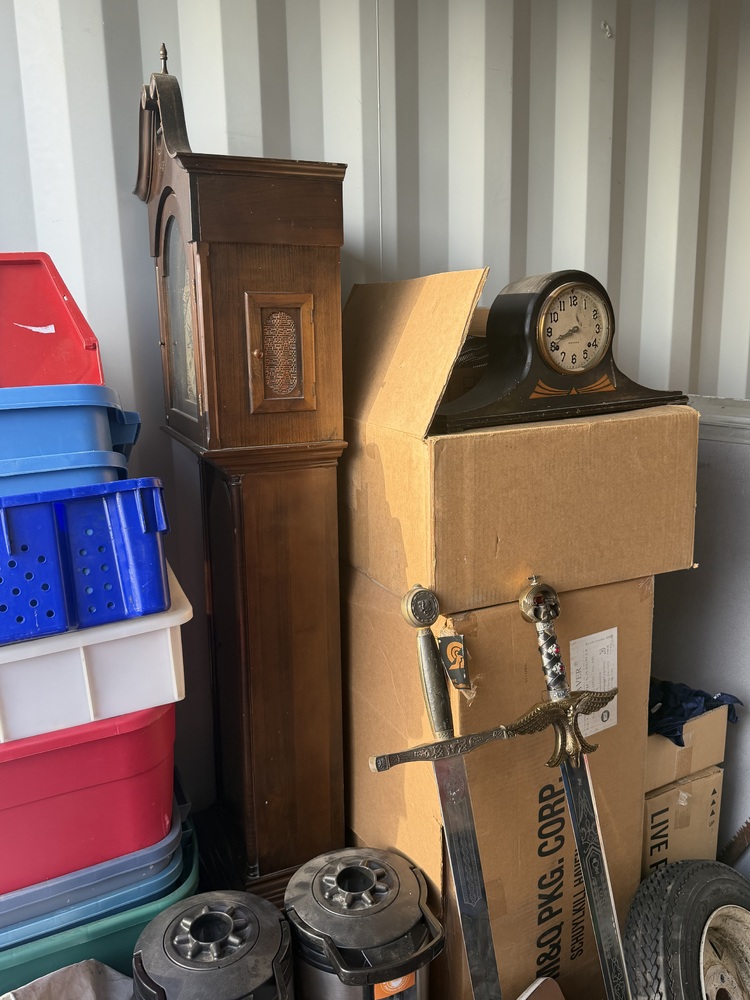 SURREY SELF STORAGE  auction IB-2630 70