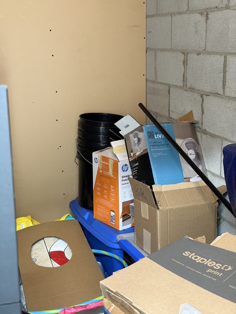 Public Storage P0007 - Arrow Rd  auction IB-2062