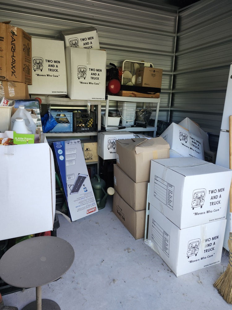 Space at Hand New Hamburg  auction IB-5809