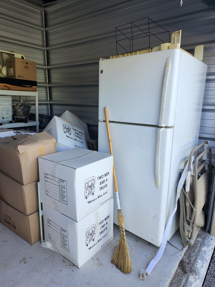 Space at Hand New Hamburg  auction IB-5809 10