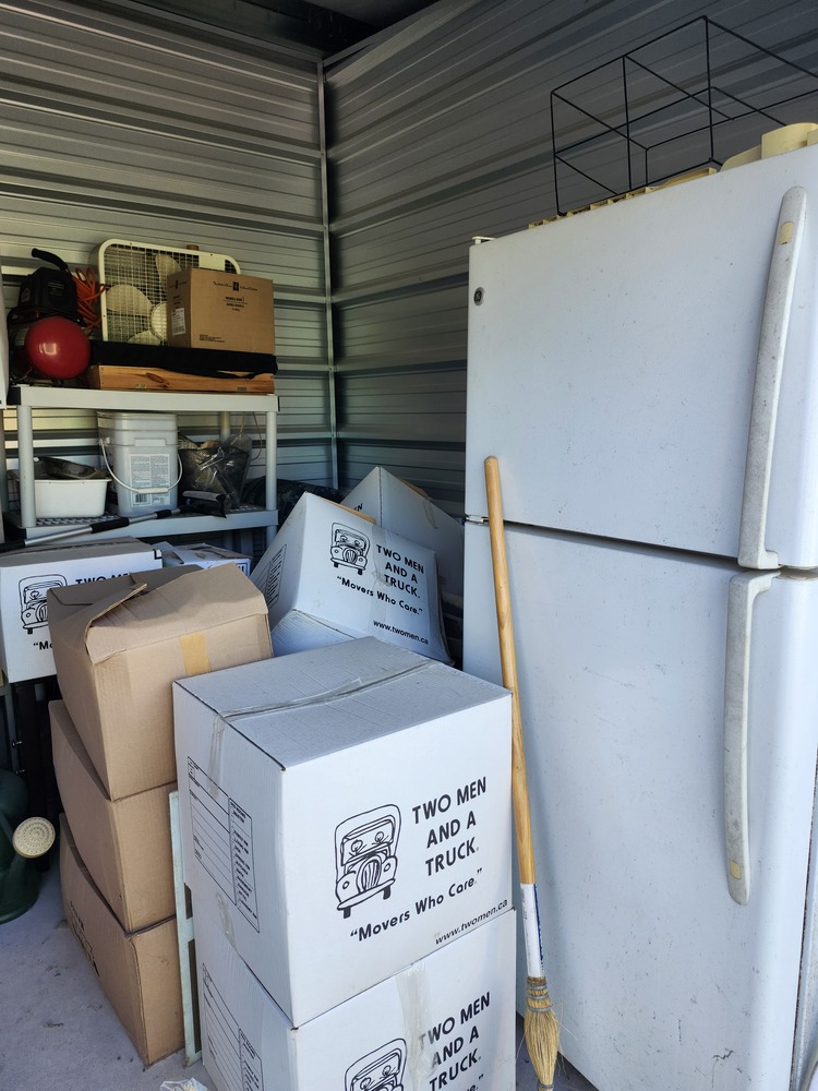 Space at Hand New Hamburg  auction IB-5809 40