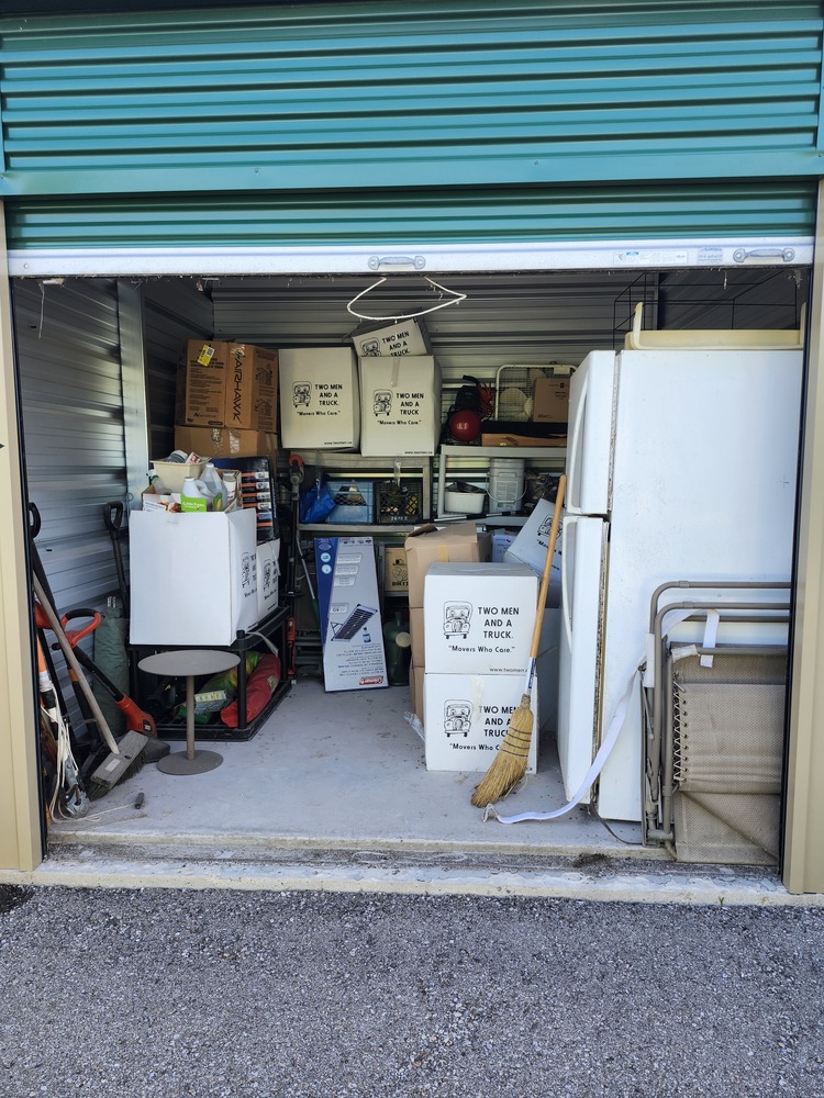 Space at Hand New Hamburg  auction IB-5809 50