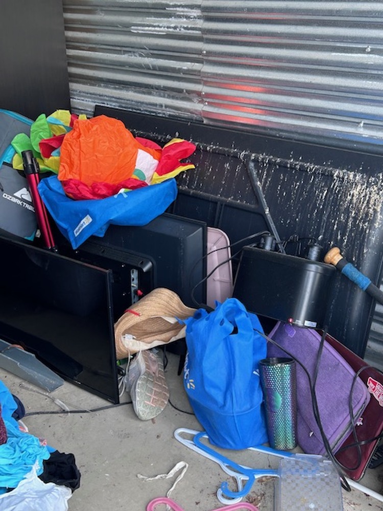 3034 - StorageMart Oshawa  auction IB-9373 10