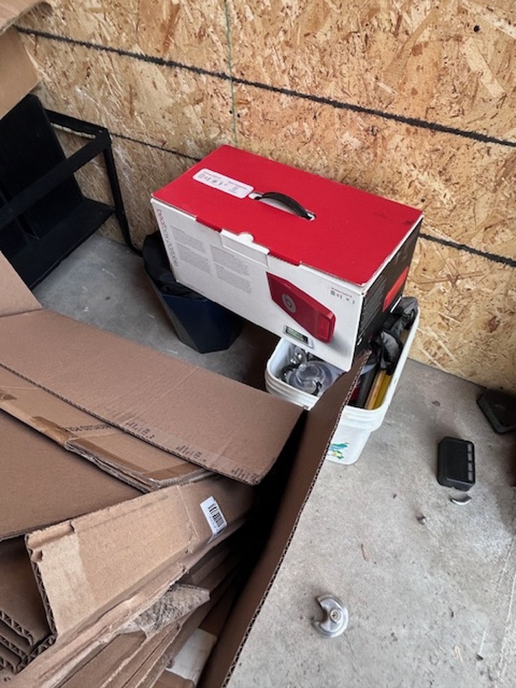 3034 - StorageMart Oshawa  auction IB-3002 40