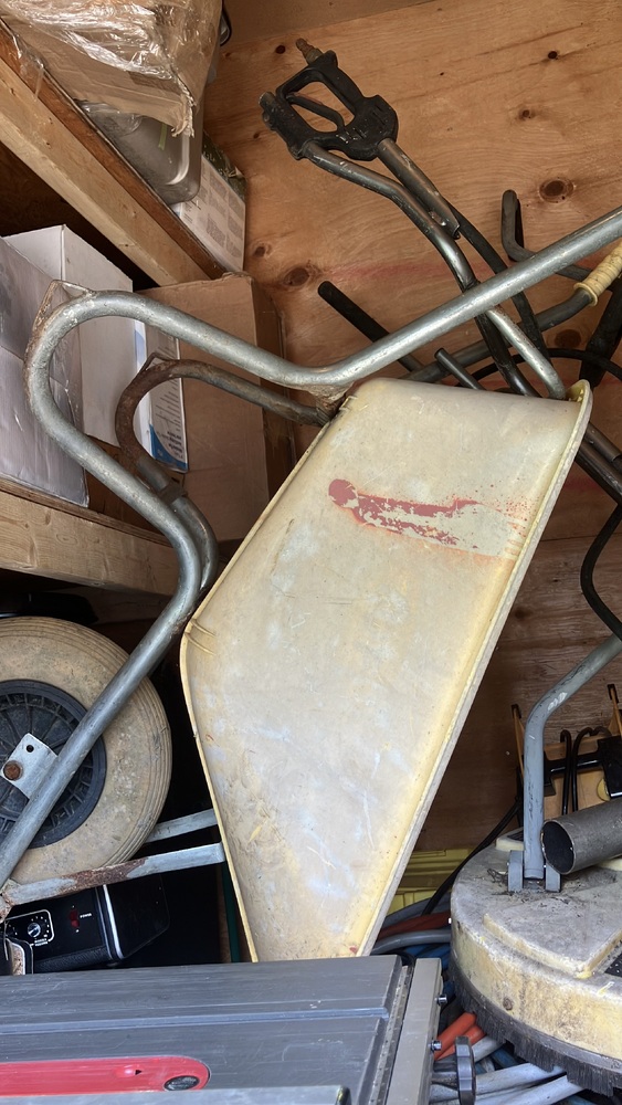 Advanced Self Storage  - Maple Ridge Westgate  auction IB-8423 60