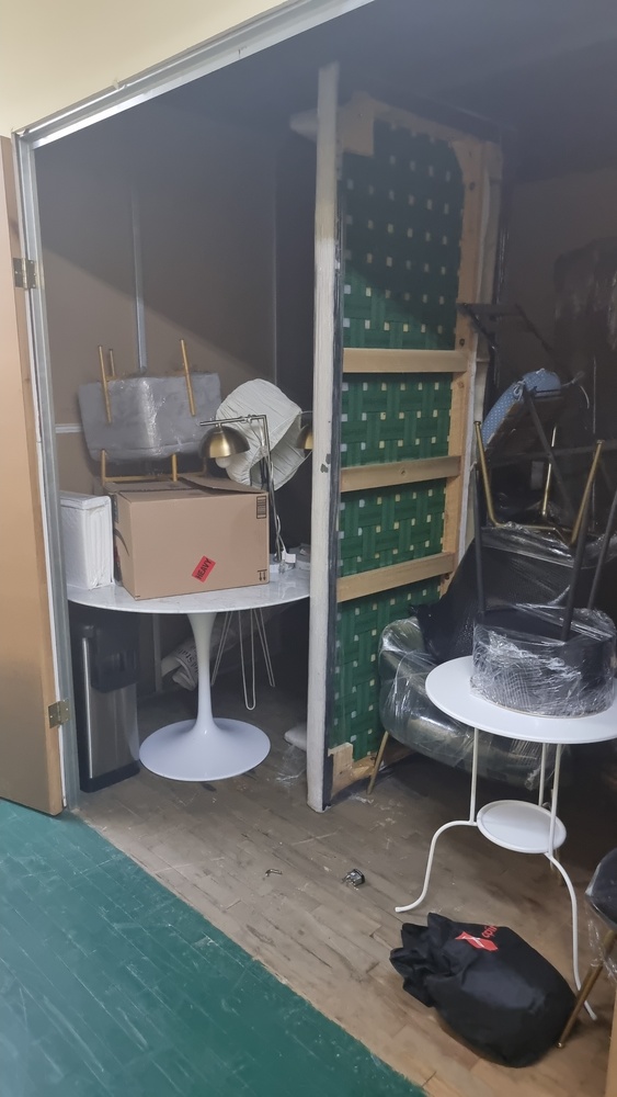 XYZ Storage - Lakeshore  auction IB-1033 50