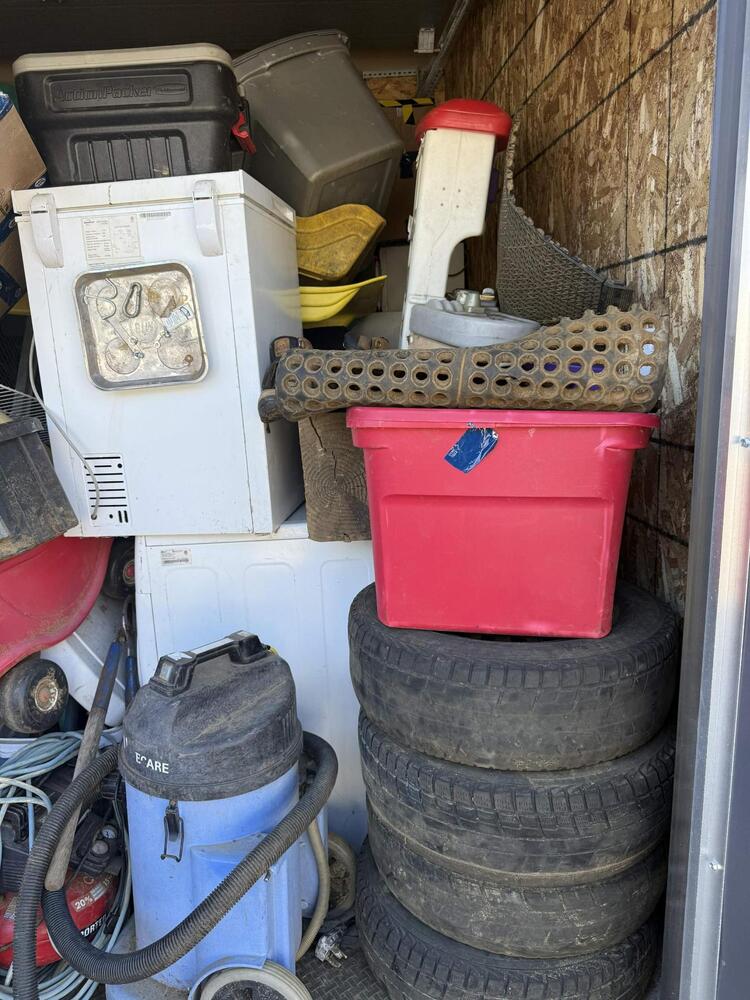 Montreal Mini-Storage - Val-Morin  auction IB-9217 60