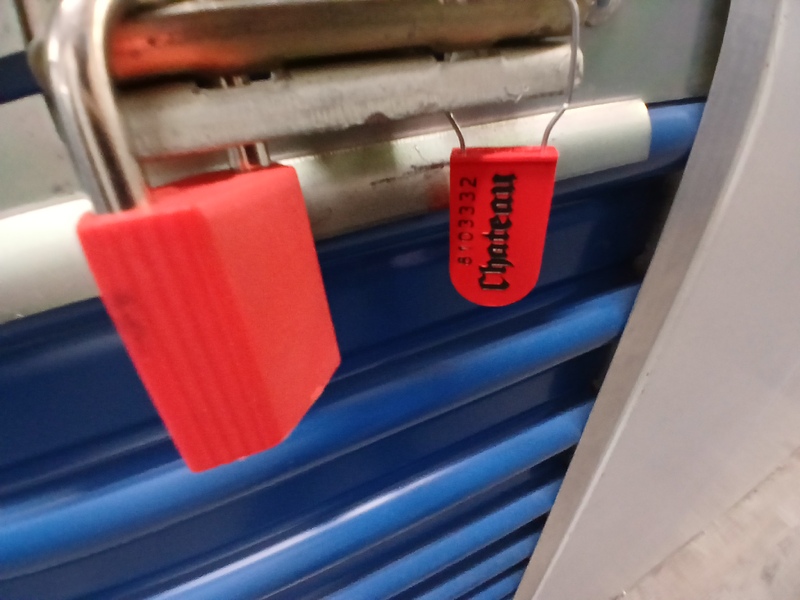 Advantage Self Storage - Salem MA  auction IB-3441