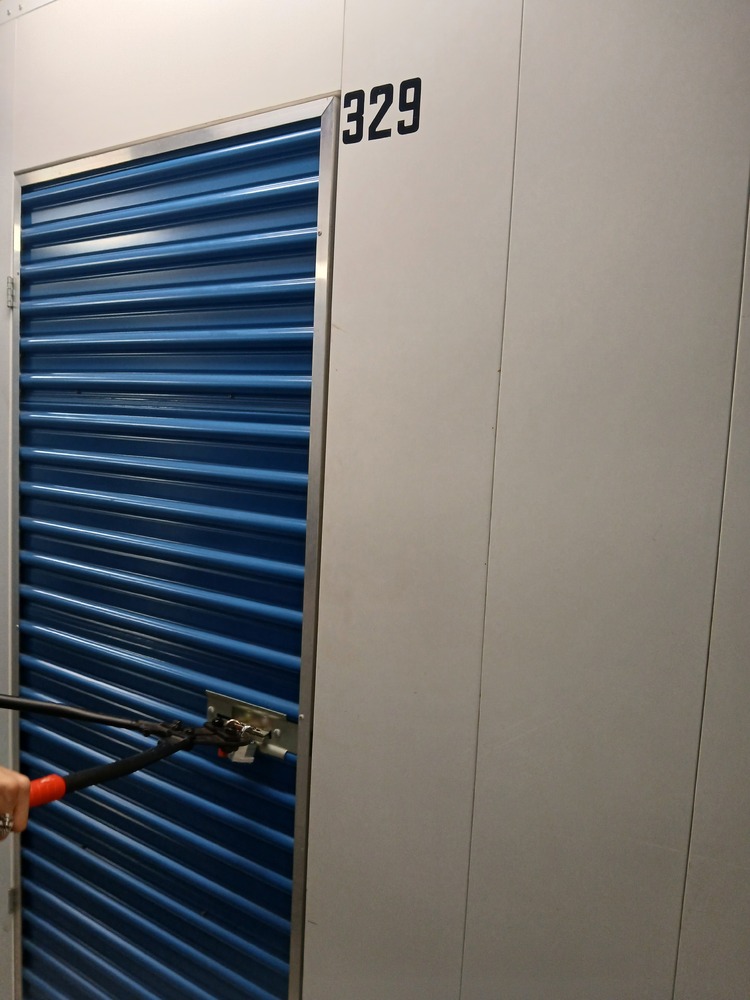 Advantage Self Storage - Salem MA  auction IB-3441 40