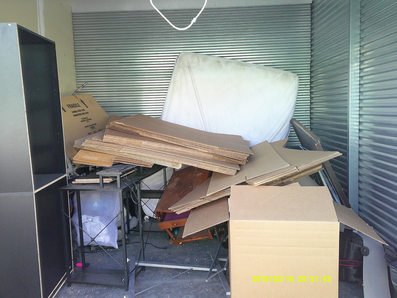 3204 - StorageMart Circle Dr and 11th St W   auction IB-9208