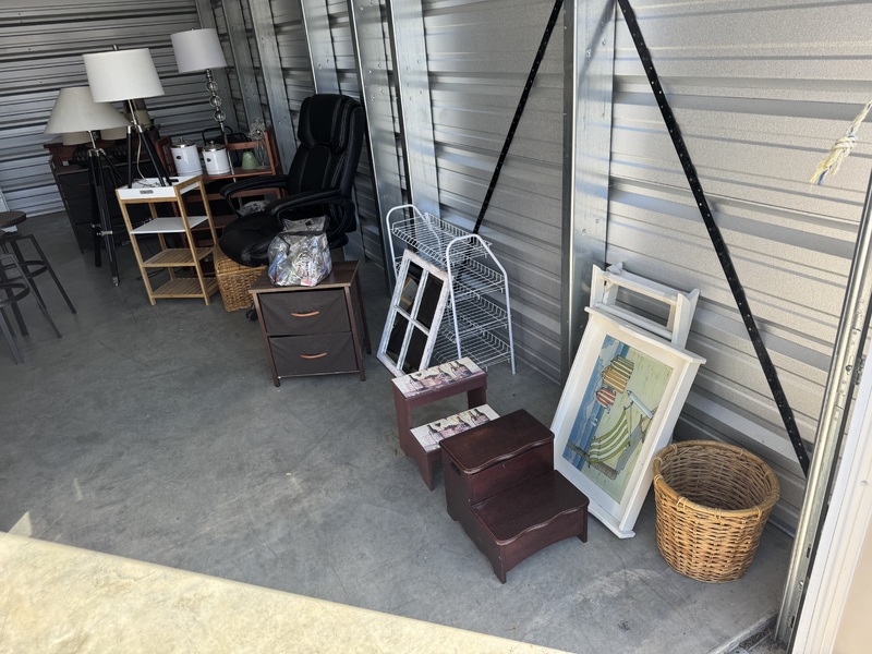 ARBUTUS SELF STORAGE - PARKSVILLE BC  auction IB-7015 70