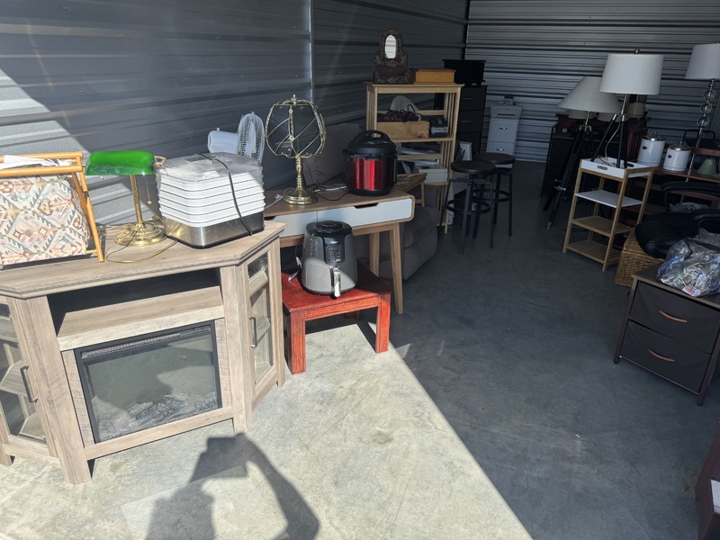 ARBUTUS SELF STORAGE - PARKSVILLE BC  auction IB-7015 80
