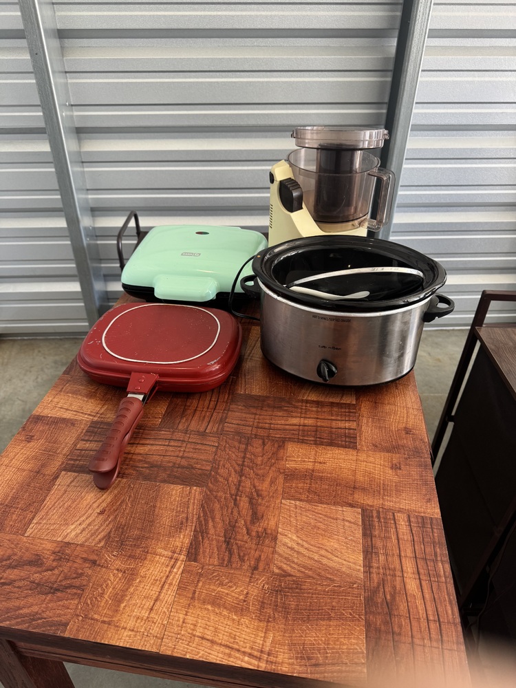 ARBUTUS SELF STORAGE - PARKSVILLE BC  auction IB-7015 110