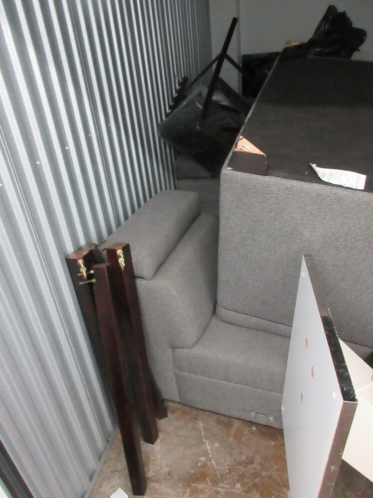 3022 - StorageMart Warden Ave Scarborough  auction IB-1814 20