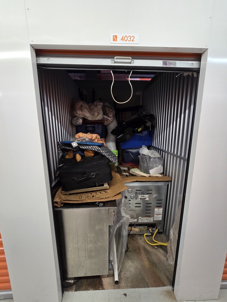 Public Storage P0046 -Estate Dr  auction IB-7250 10