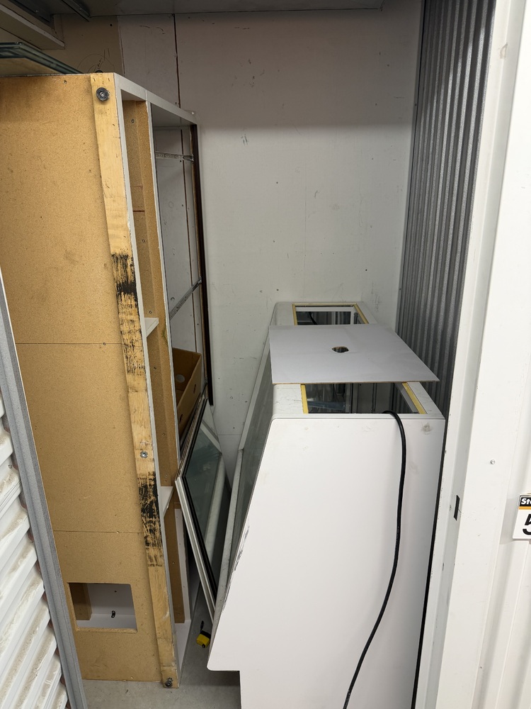 3009 - StorageMart Guided Crt  auction IB-9809