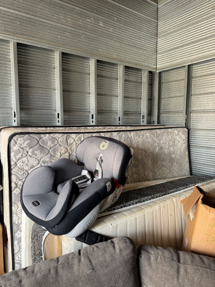 3009 - StorageMart Guided Crt  auction IB-8646 40