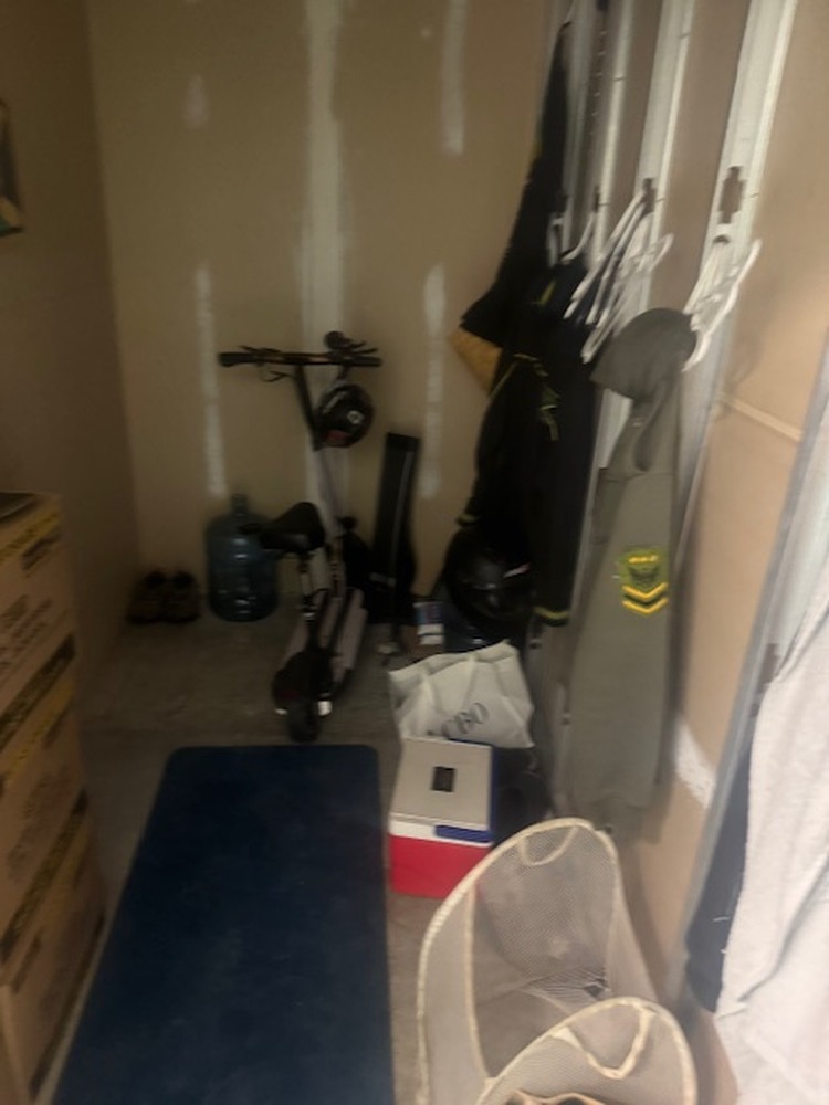 3014 - StorageMart Trethewey Dr Toronto  auction IB-2466 10