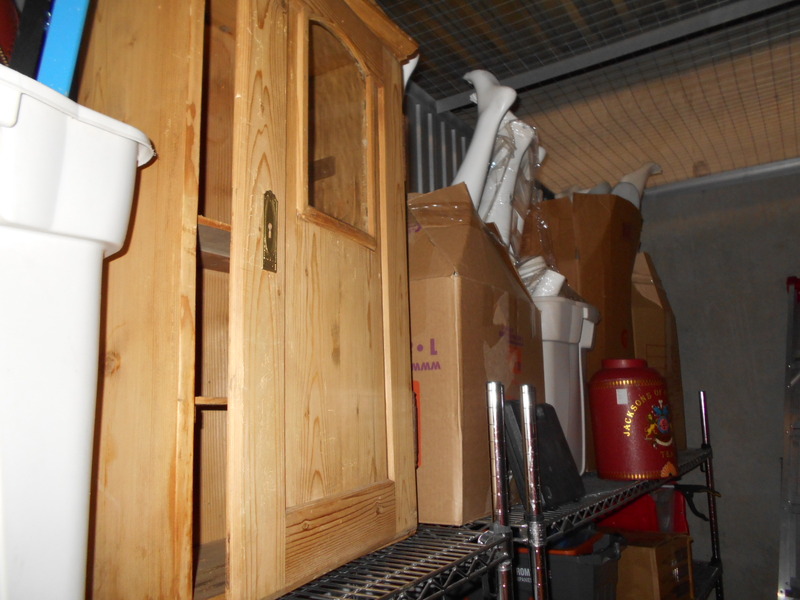 Public Storage P0044 - Commercial Dr  auction IB-6120 90