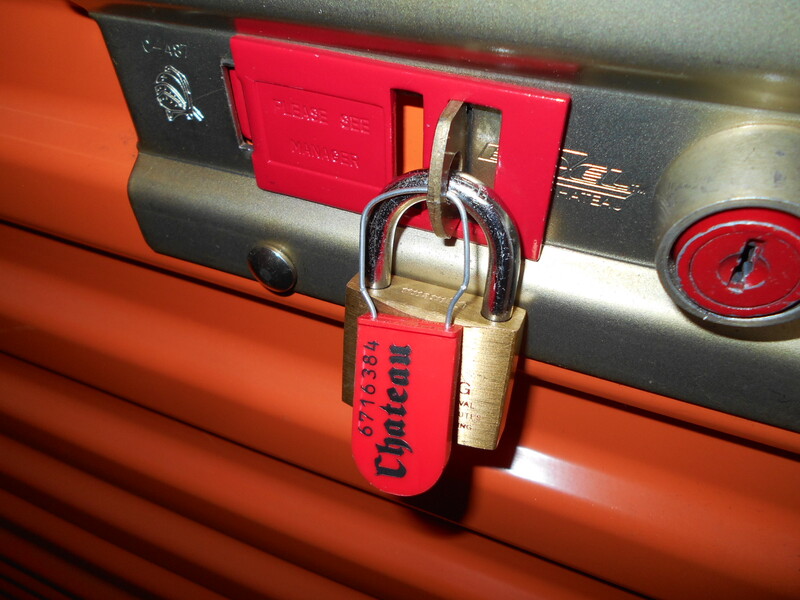 Public Storage P0044 - Commercial Dr  auction IB-6120 100