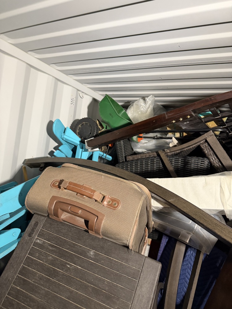 The Storage Box - Windsor  auction IB-3908 50