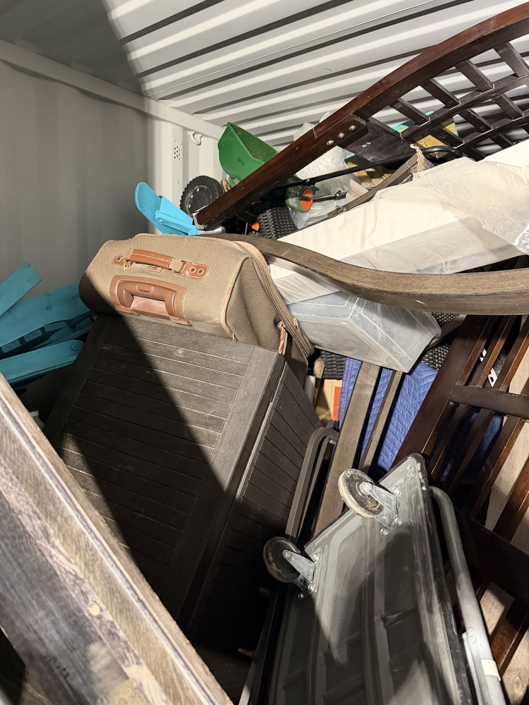 The Storage Box - Windsor  auction IB-3908 60