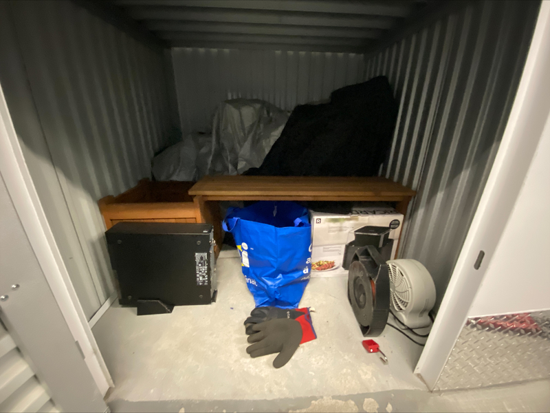 Montreal Mini-Storage - St-Laurent  auction IB-1150