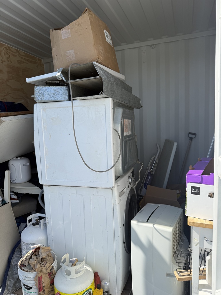 Box It Up - Chilliwack  auction IB-1327