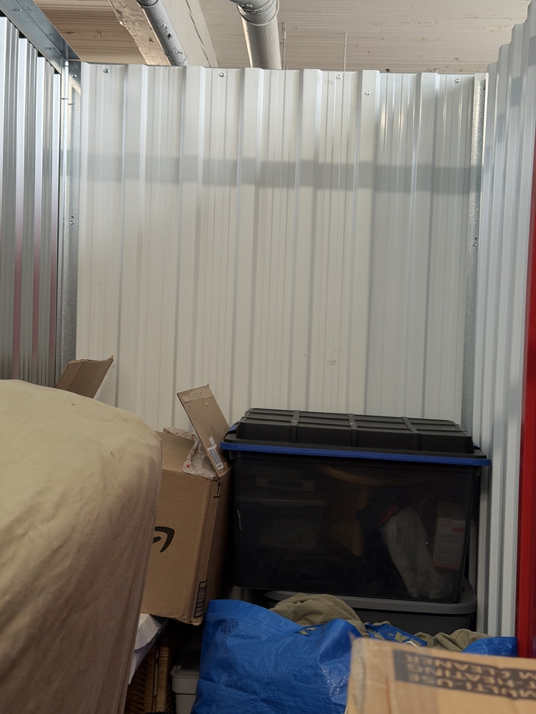 Montreal Mini-Storage - Canal  auction IB-2810