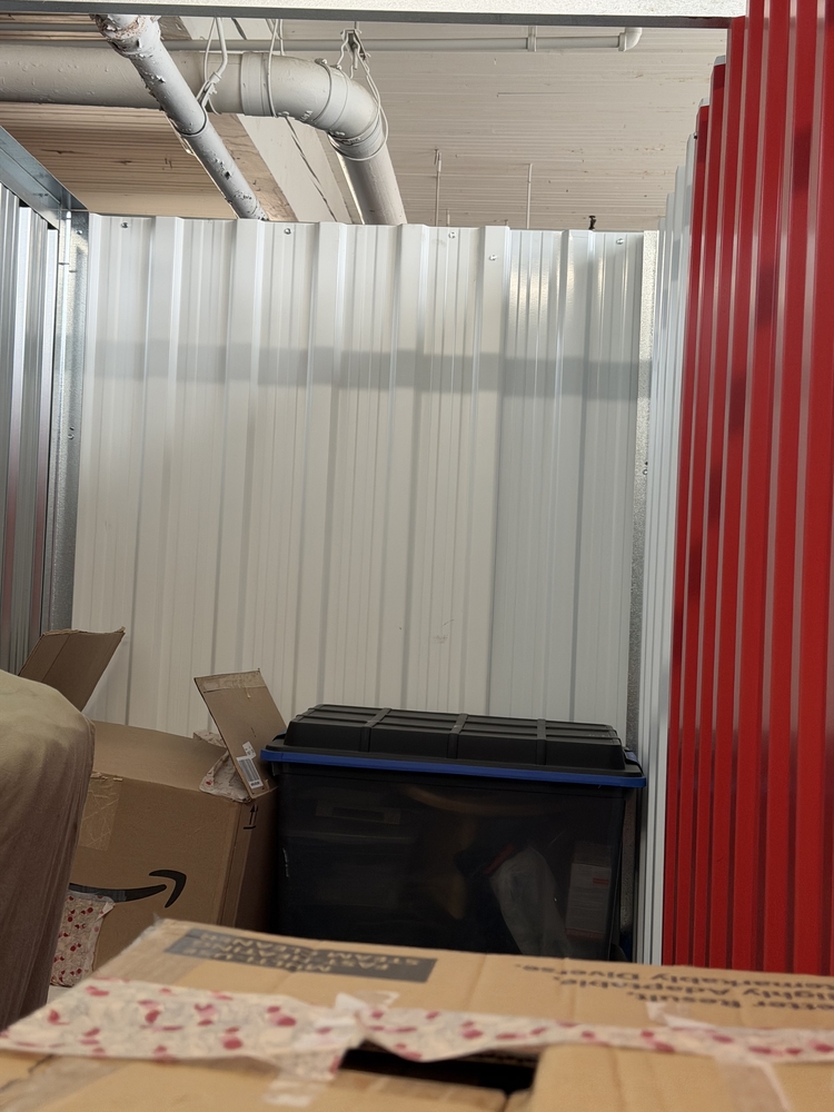 Montreal Mini-Storage - Canal  auction IB-2810 10