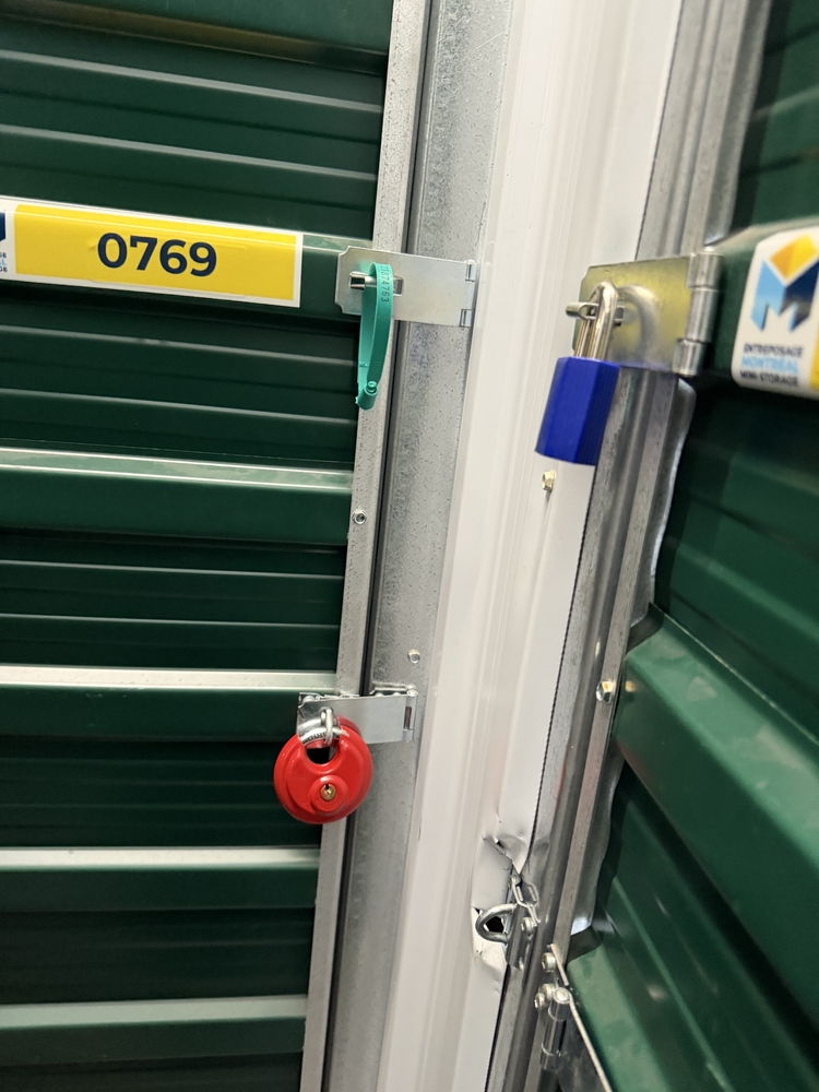Montreal Mini-Storage - Canal  auction IB-2810 70