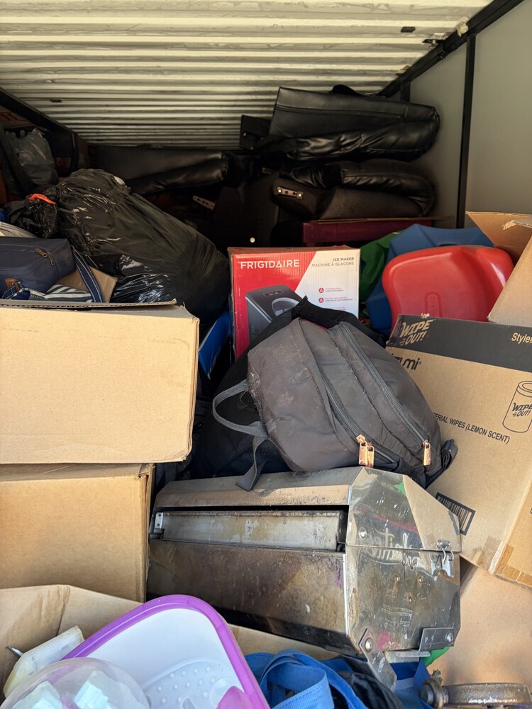 3004 - StorageMart St Thomas  auction IB-3222 30