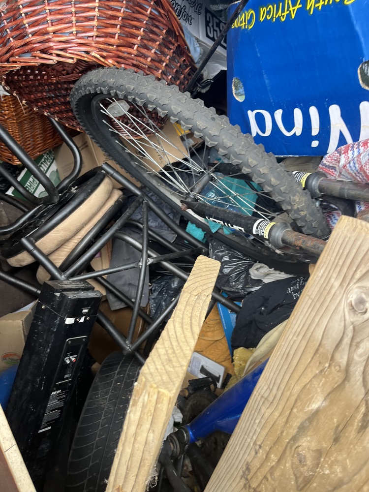 U Need Storage Milton  auction IB-5537
