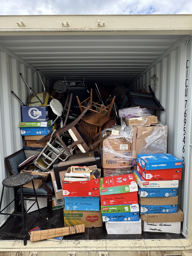 Portable Storage.ca Chatham  auction IB-6529 10