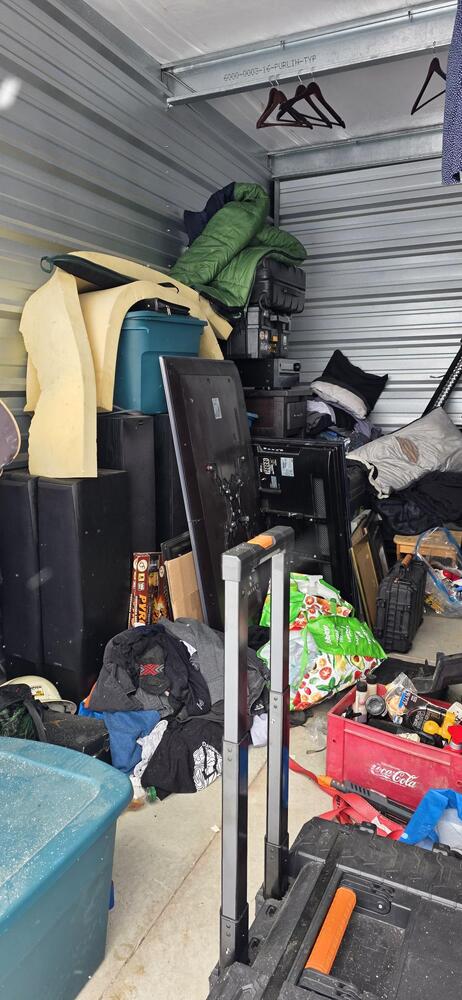SmartStop Self Storage - 29 McKenzie Cres  auction IB-6701 40