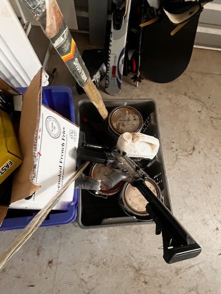 3016 - StorageMart Collingwood  auction IB-7554 120