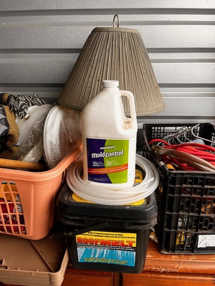 3016 - StorageMart Collingwood  auction IB-7554 100