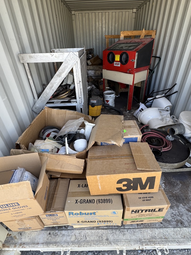Portable Storage.ca Chatham  auction IB-5046 10