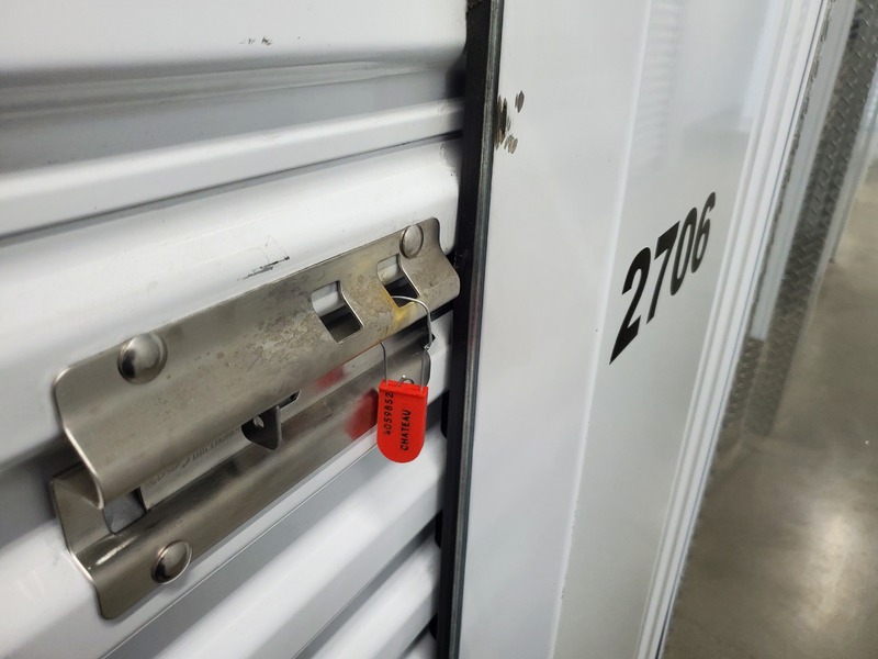 1-800-Self-Storage.com on Southfield  auction IB-3992