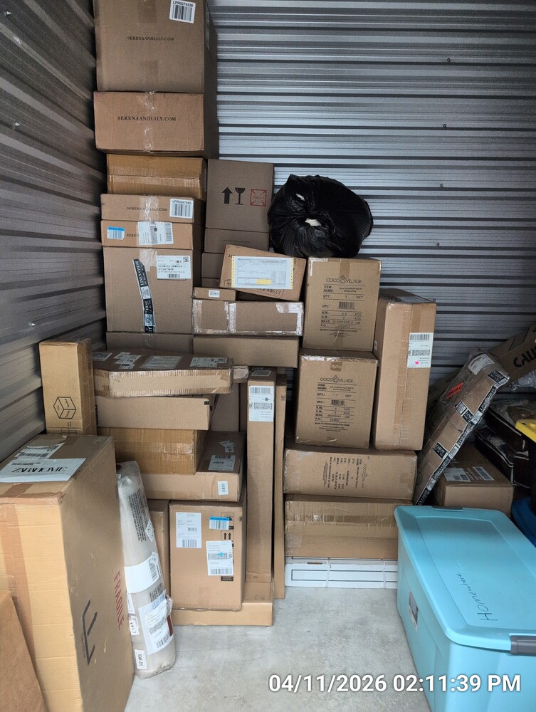 Storage of Barton St  auction IB-4608 10