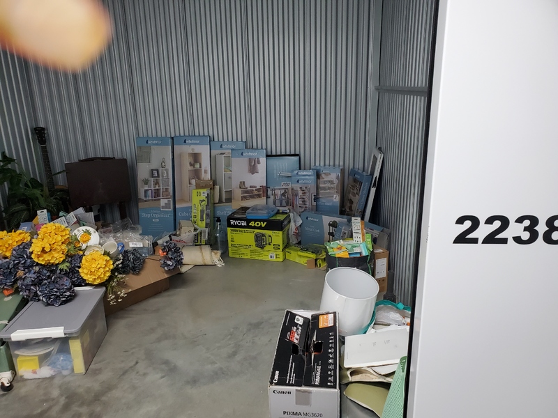 1-800-Self-Storage.com on Southfield  auction IB-3689