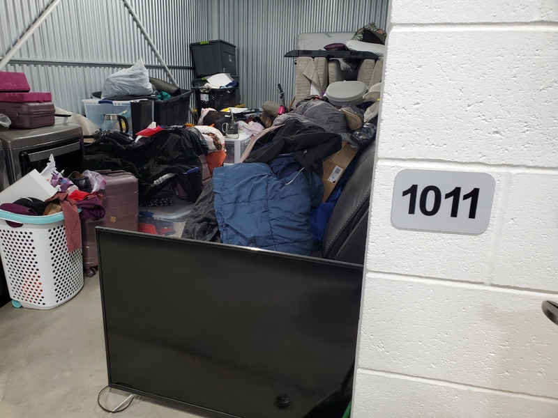 1-800-Self-Storage.com on Southfield  auction IB-7994 10
