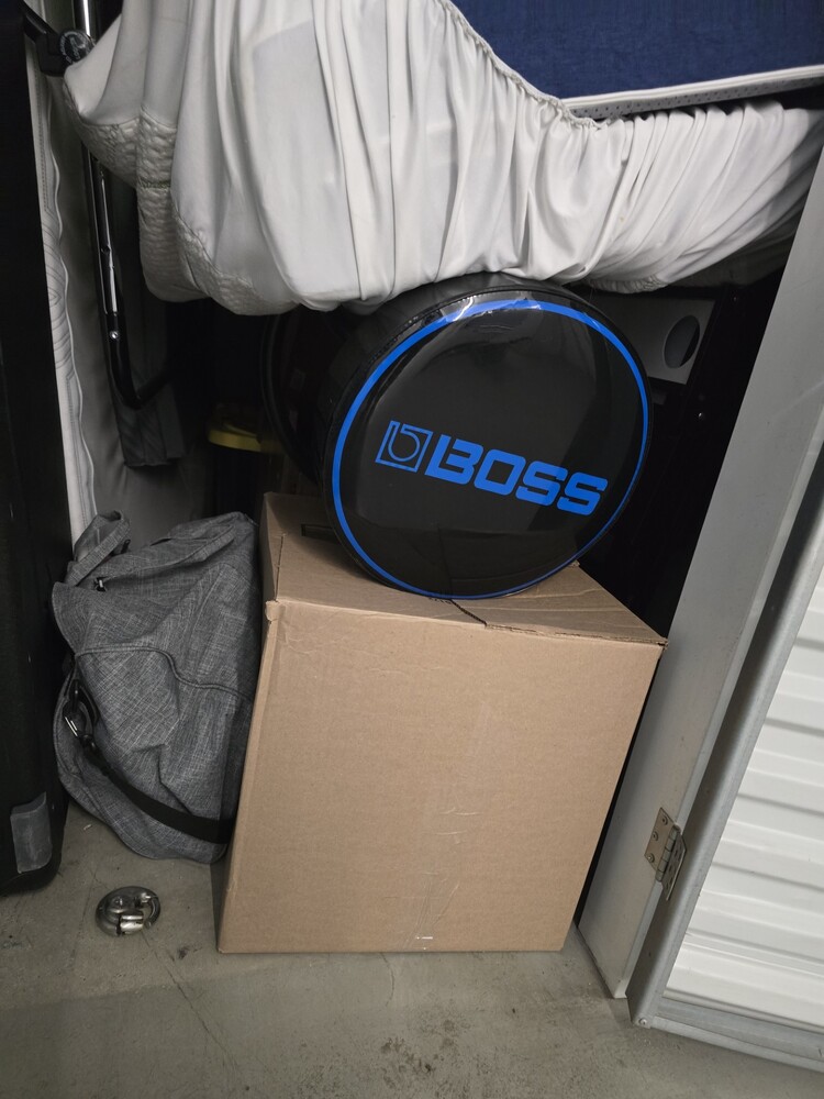 3007 - StorageMart Evans Ave Etobicoke  auction IB-7479